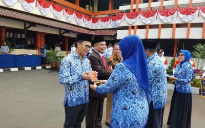 Penghargaan LLDIKTI Wilayah III untuk Dosen dan Tenaga Kependidikan Untar