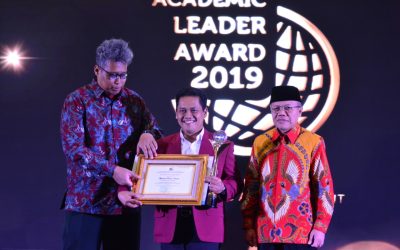 Rektor Untar Terima Academic Leader Award 2019 Kemenritekdikti