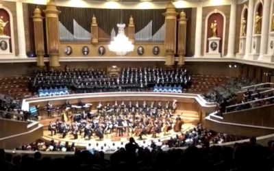 Paduan Suara Untar Dampingi Twilite Orchestra Konser Simfoni untuk TNI