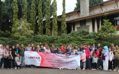 DARMAWISATA DOSEN DAN KARYAWAN FAKULTAS HUKUM UNIVERSITAS TARUMANAGARA DI LEMBANG