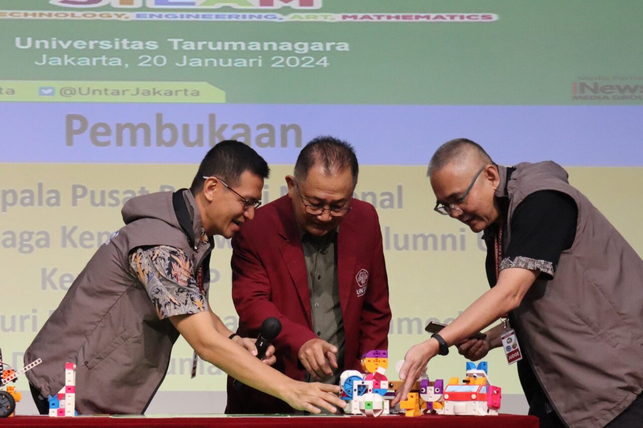 Rumah Edukasi Collaborates with Untar to Organize STEAM-Based ...