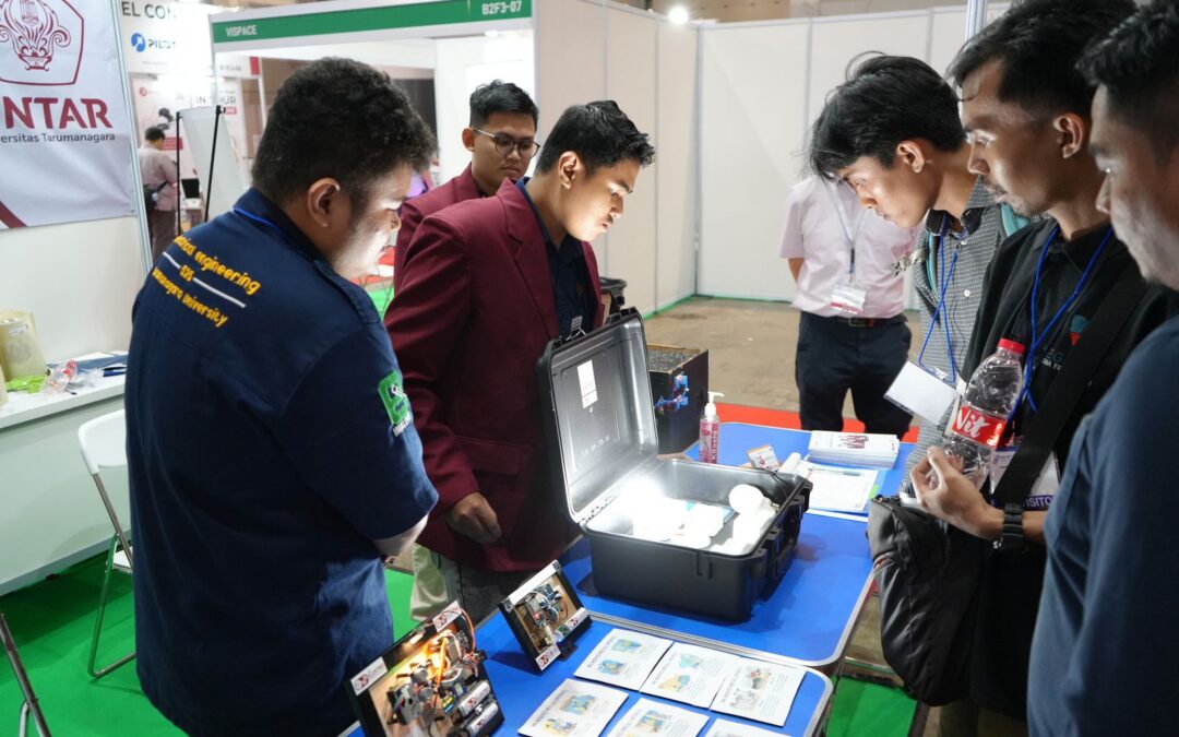 Students and Lecturers of Electrical Engineering Showcase Innovations at the Smart Home & City Exhibition