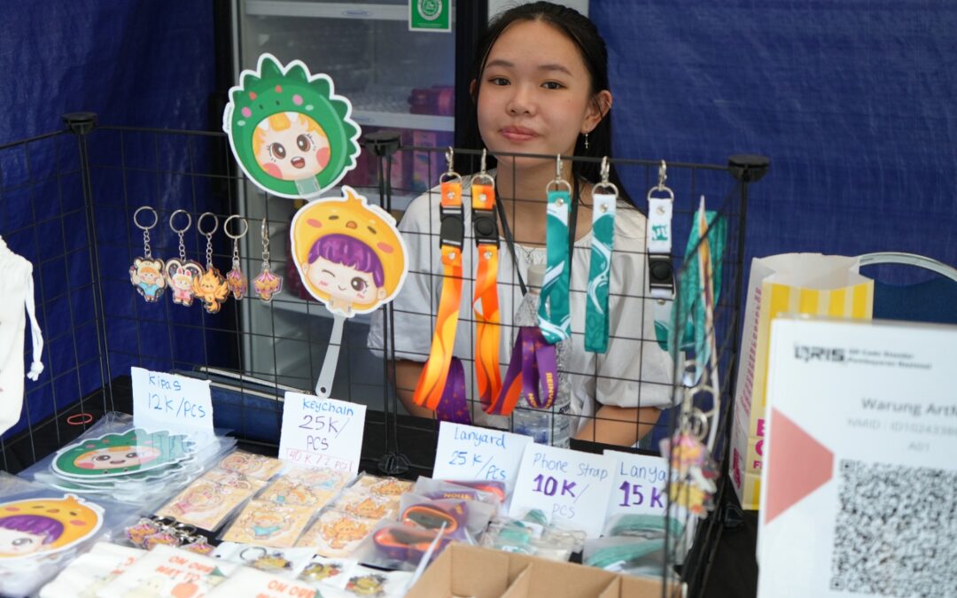 RupaReka 2025: Artnaval, Pamerkan Karya Mahasiswa FSRD Untar Lewat Kolaborasi Seni dan Desain