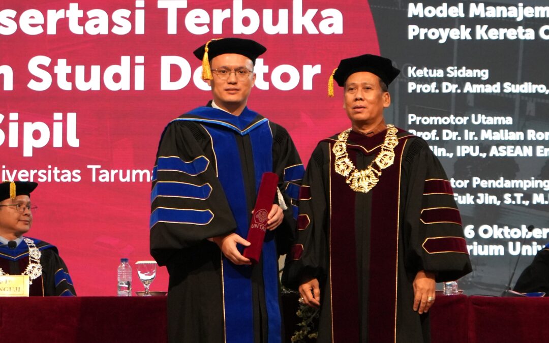 Indra Putra Salim Lulus Doktor dengan Riset Pembiayaan Kereta Cepat Jakarta-Bandung