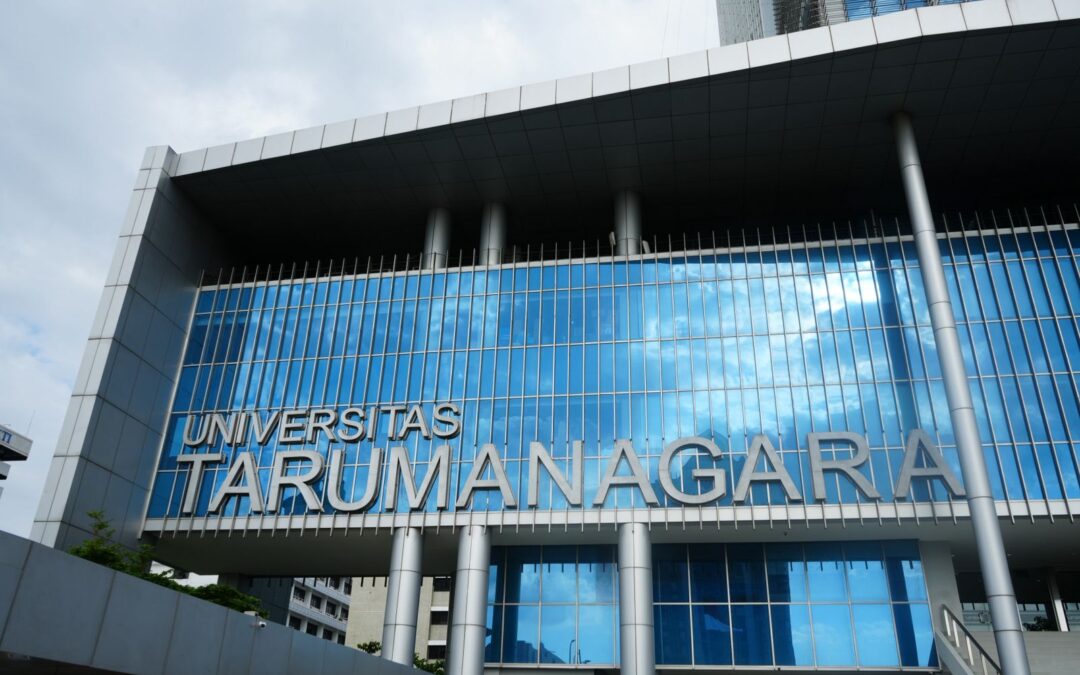 Untar Masuk 10 Besar PTS Terbaik Indonesia Versi EduRank 2026